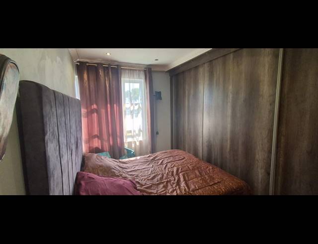 2 BEDROOM APARTMENT FOR SALE IN WATSONIA